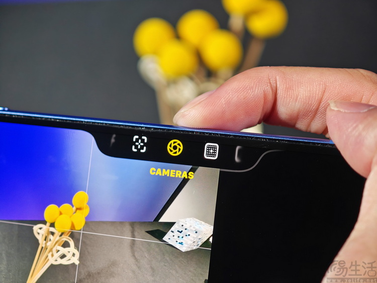 “复活”的手机拍照按钮,新设计真就更好用吗 “复活”的手机拍照按钮,新设计真就更好用吗