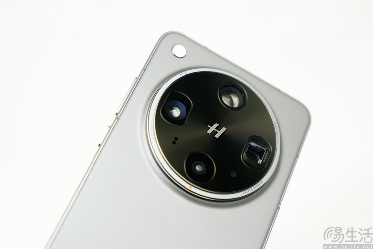 2025年的影像超大杯，为何都不再“豪华”了